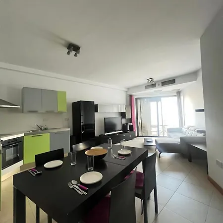 Flat In St Julians Appartement San Ġiljan