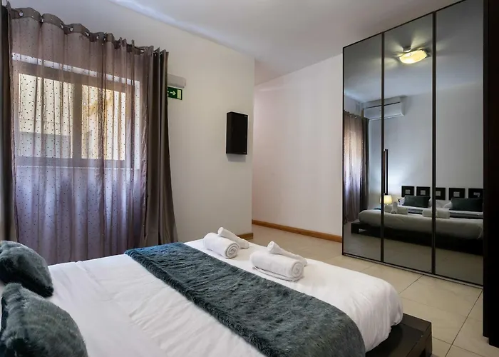 Apartament St Julians 2Bdr Flat With Seaview By Pmi Malta