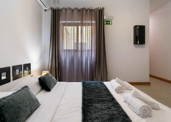 St Julians 2Bdr Flat With Seaview By Pmi Malta * St. Julian's