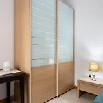St Julians 2bdr Flat With Seaview By Pmi Malta *