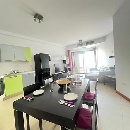 Flat In St Julians Apartment *