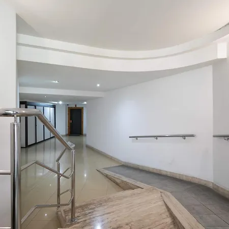 St Julians 2bdr Flat With Seaview By Pmi Malta Lägenhet St. Julian's